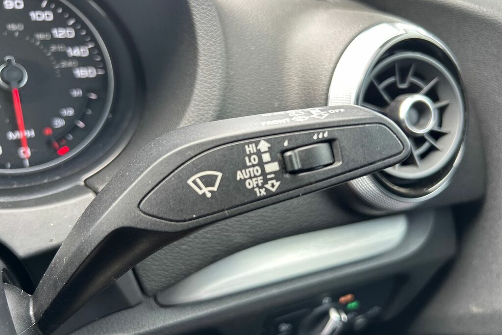 Audi A3 Black Edition 30 Tfsi 116 Ps 6-Speed White #35