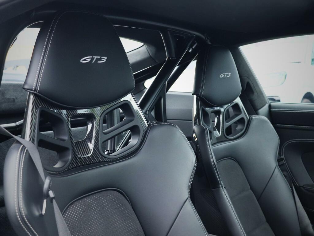 Porsche 911 911 Carrera Black #24
