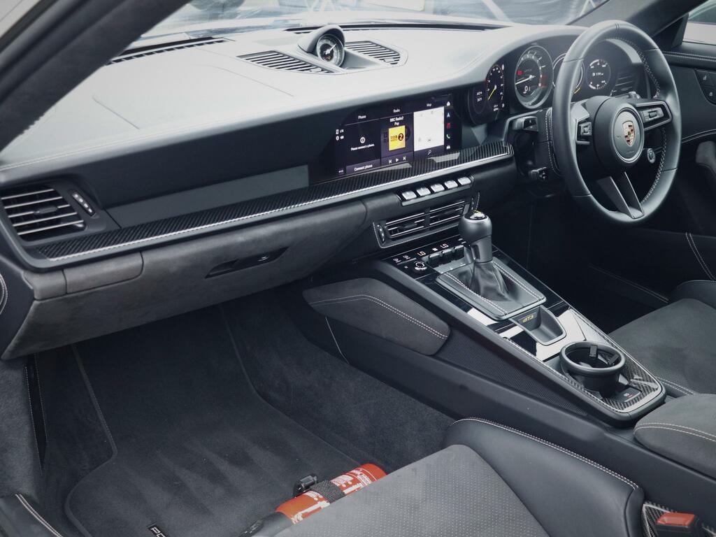 Porsche 911 911 Carrera Black #31