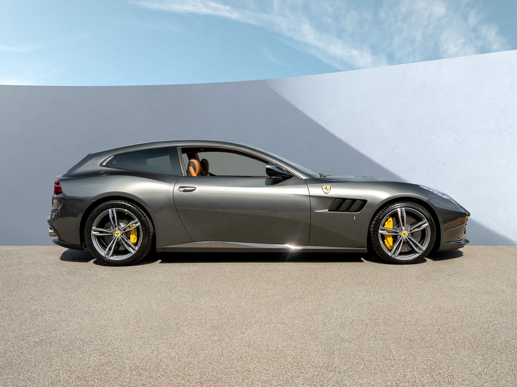 Ferrari Gtc4 Lusso T Grey #5