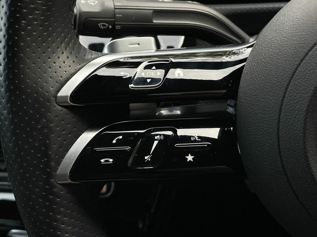 Mercedes-Benz CLA Class 220D Amg Line Premium Plus Tip Black #16