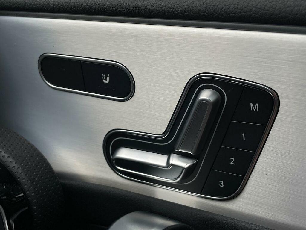 Mercedes-Benz CLA Class 220D Amg Line Premium Plus Tip Black #38