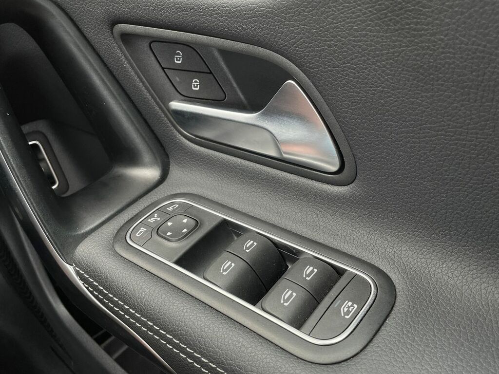 Mercedes-Benz CLA Class 220D Amg Line Premium Plus Tip Black #37