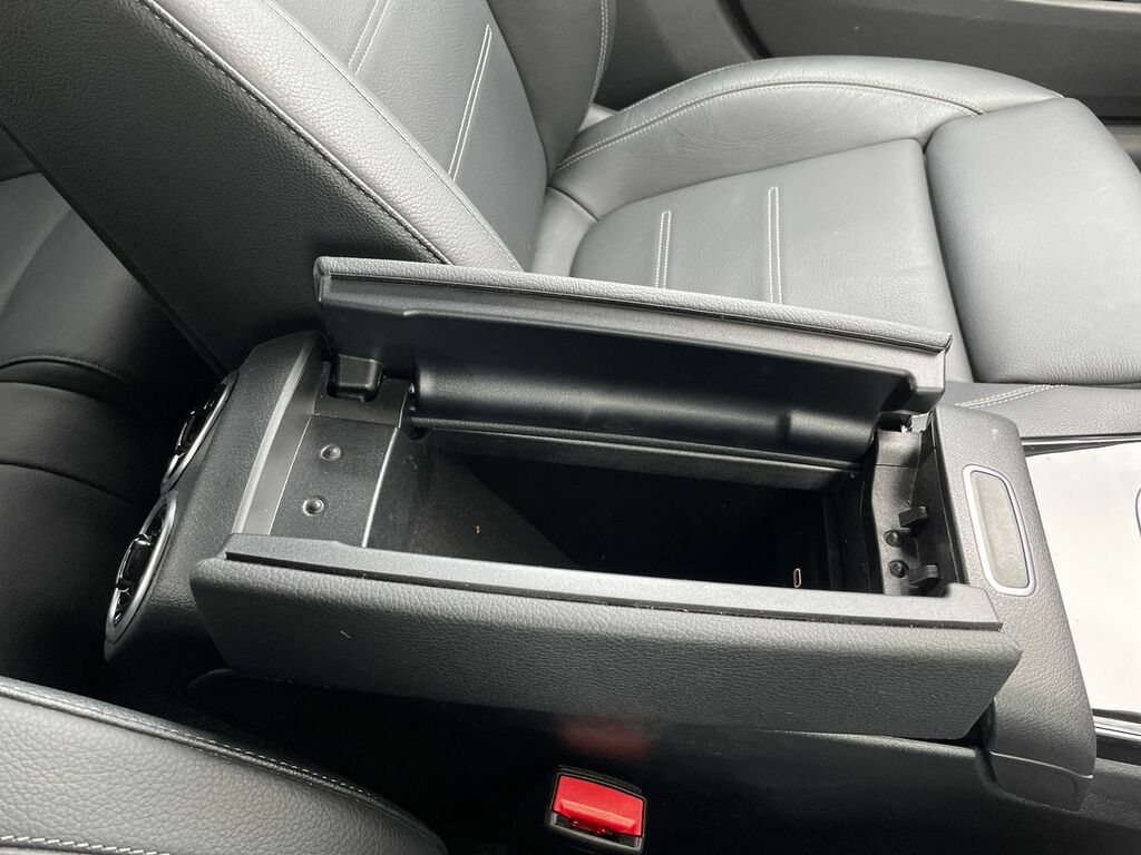 Mercedes-Benz CLA Class 220D Amg Line Premium Plus Tip Black #45