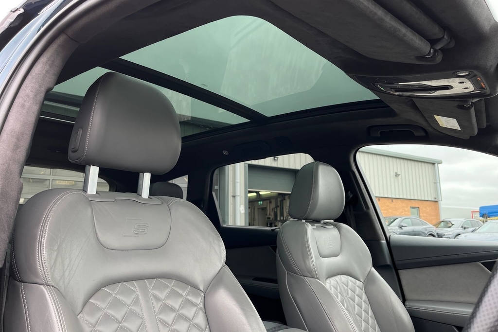 Audi Q7 Tdi Quattro S Line Black Edition White #28