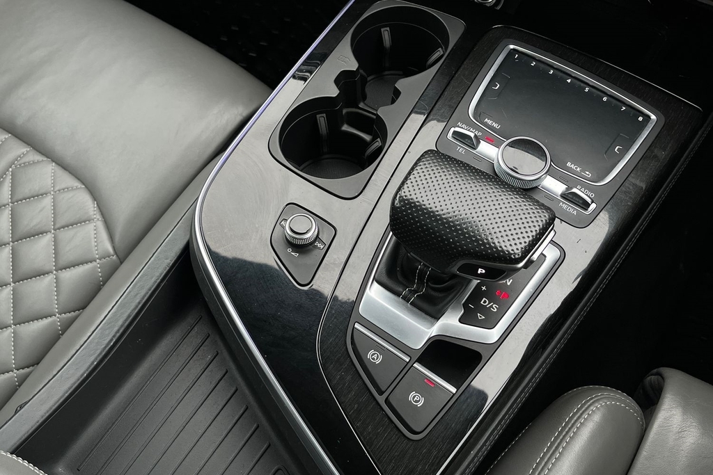 Audi Q7 Tdi Quattro S Line Black Edition White #36