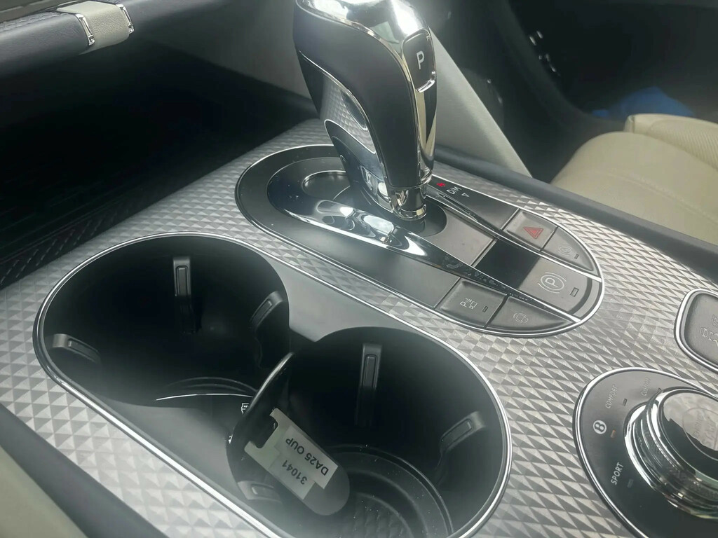 Bentley Bentayga 4.0 V8 S Black Edition Touring Spec Black #41