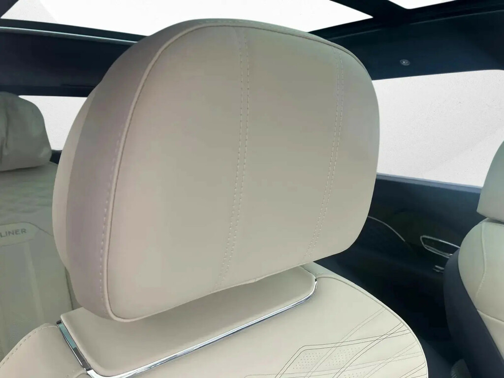 Bentley Bentayga 4.0 V8 S Black Edition Touring Spec Black #34
