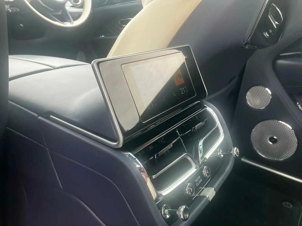 Bentley Bentayga 4.0 V8 S Black Edition Touring Spec Black #29