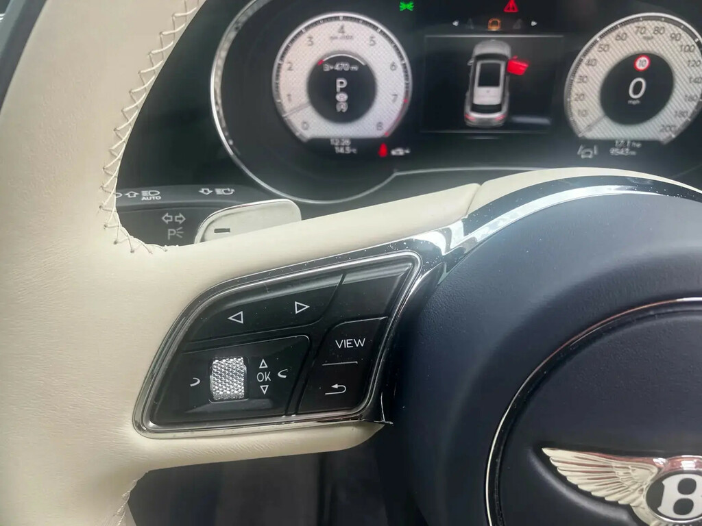 Bentley Bentayga 4.0 V8 S Black Edition Touring Spec Black #30