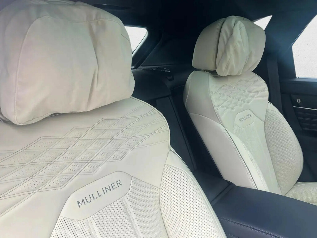 Bentley Bentayga 4.0 V8 S Black Edition Touring Spec Black #17
