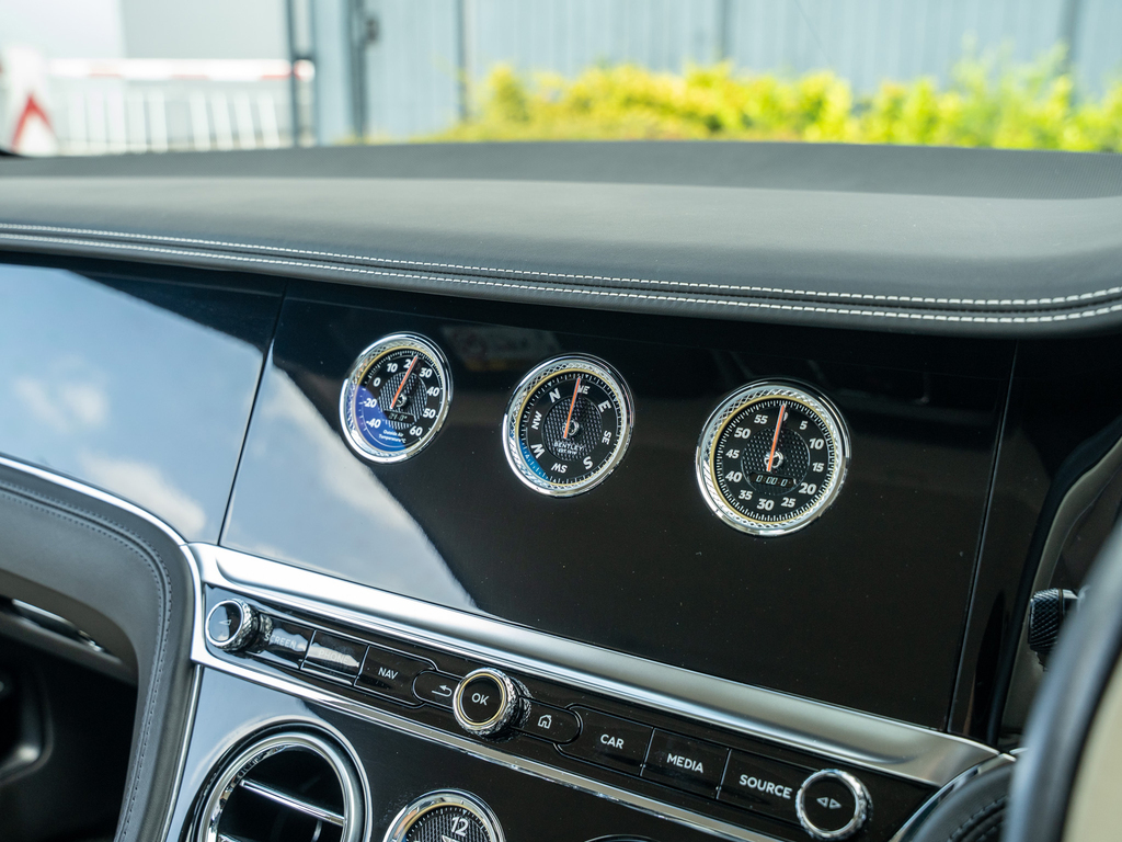 Bentley Continental Gt 4.0 V8 Mulliner Driving Spec City Spec Silver #24