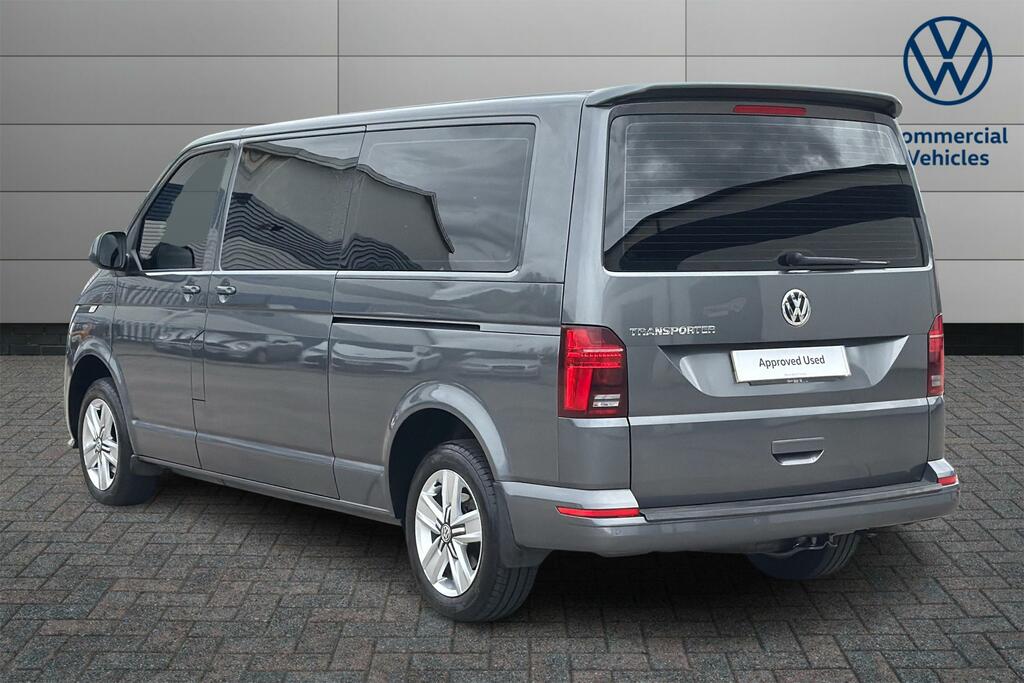 Volkswagen Transporter Shuttle Transporter Se Tdi Black #3