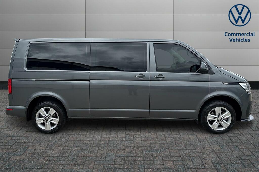 Volkswagen Transporter Shuttle Transporter Se Tdi Black #4