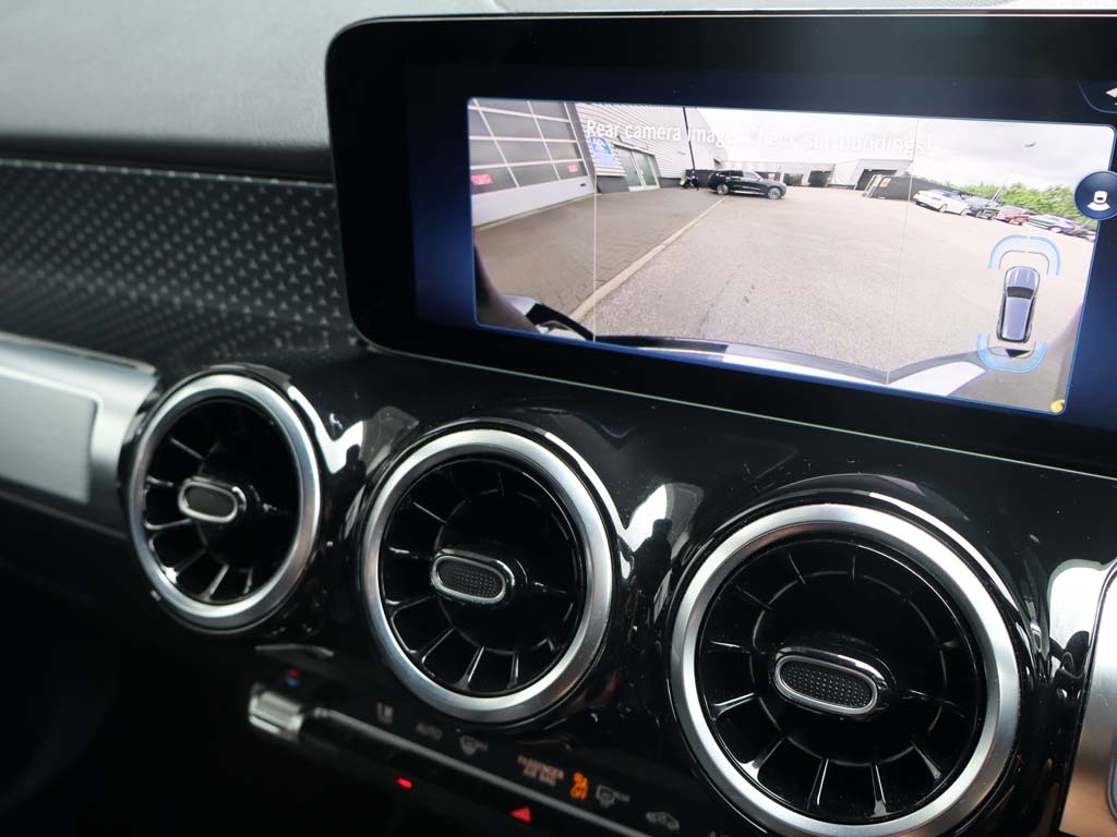 Mercedes-Benz GLB Class Glb 200 D Amg Line Premium 7 Seats Black #36