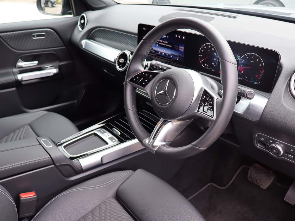 Mercedes-Benz GLB Class Glb 200 D Amg Line Premium 7 Seats Black #9