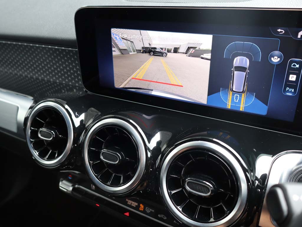 Mercedes-Benz GLB Class Glb 200 D Amg Line Premium 7 Seats Black #35