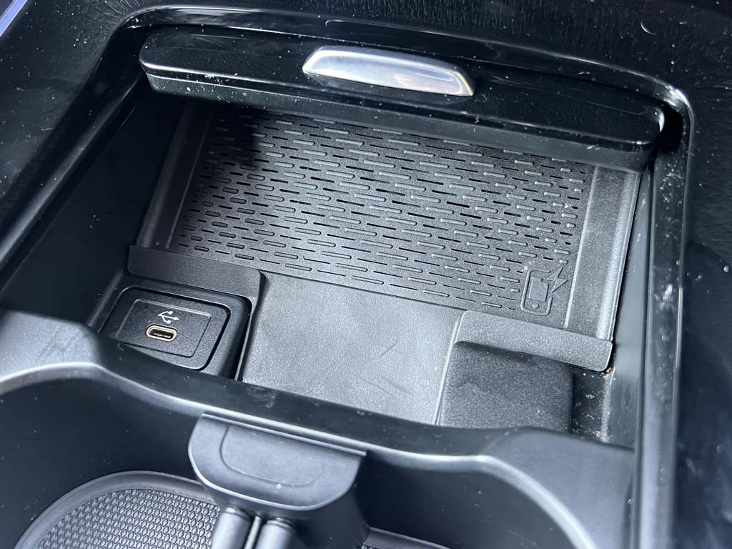 Mercedes-Benz B Class B200 Amg Line Executive Black #40