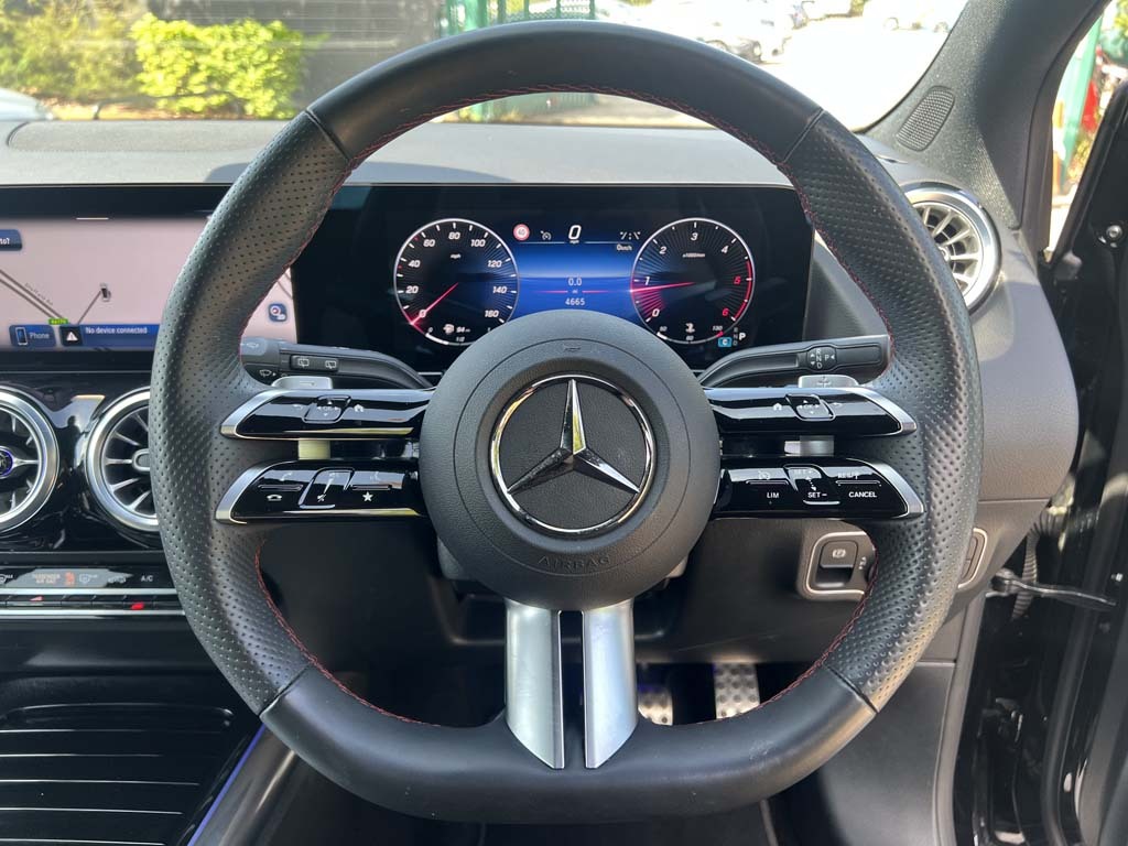 Mercedes-Benz B Class B200 Amg Line Executive Black #21