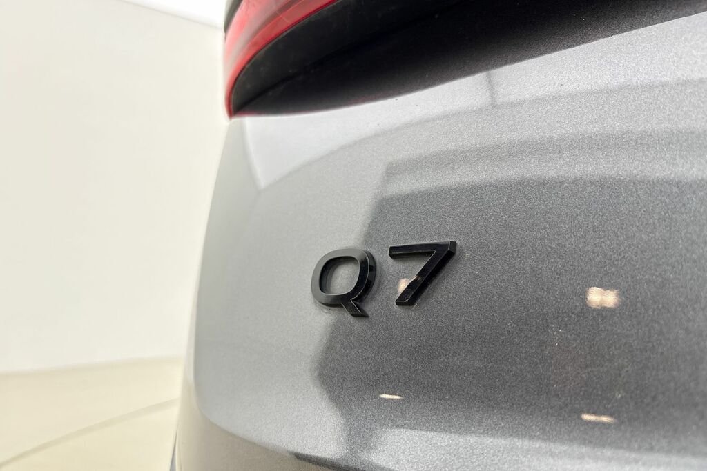 Audi Q7 55 Tfsi Quattro Black Edition Tiptronic Black #23