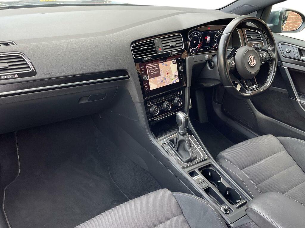 Volkswagen Golf 1.0 Tsi 110 Se Nav Black #2