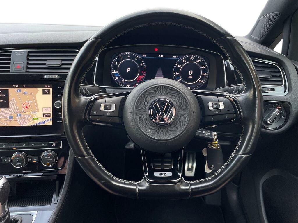 Volkswagen Golf 1.0 Tsi 110 Se Nav Black #11