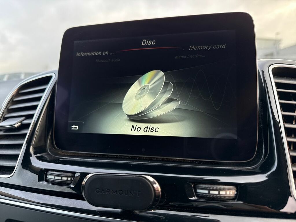 Mercedes-Benz GLE Class 2.1 Gle 250 D White #39