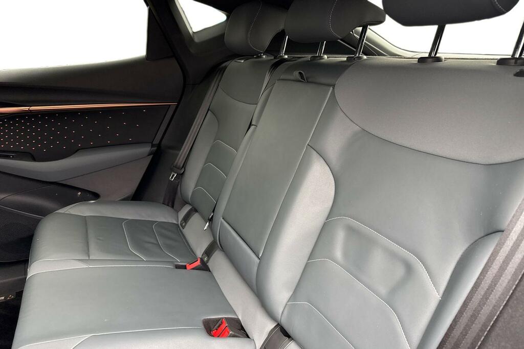 Cupra Tavascan 77Kwh V1 Suv Coupe Blue #9