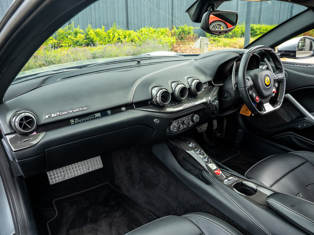 Ferrari F12 Berlinetta Petrol #24