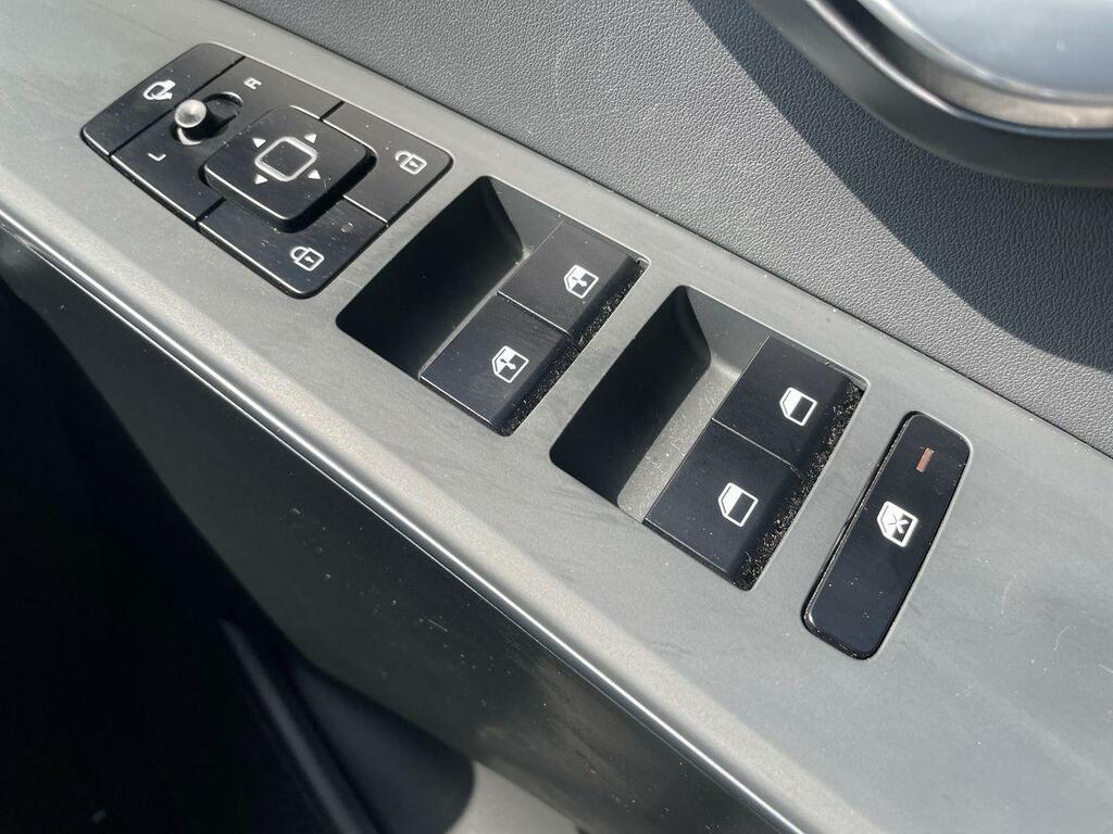 Kia Niro 1.6 Gdi 11.1Kwh Orange #27
