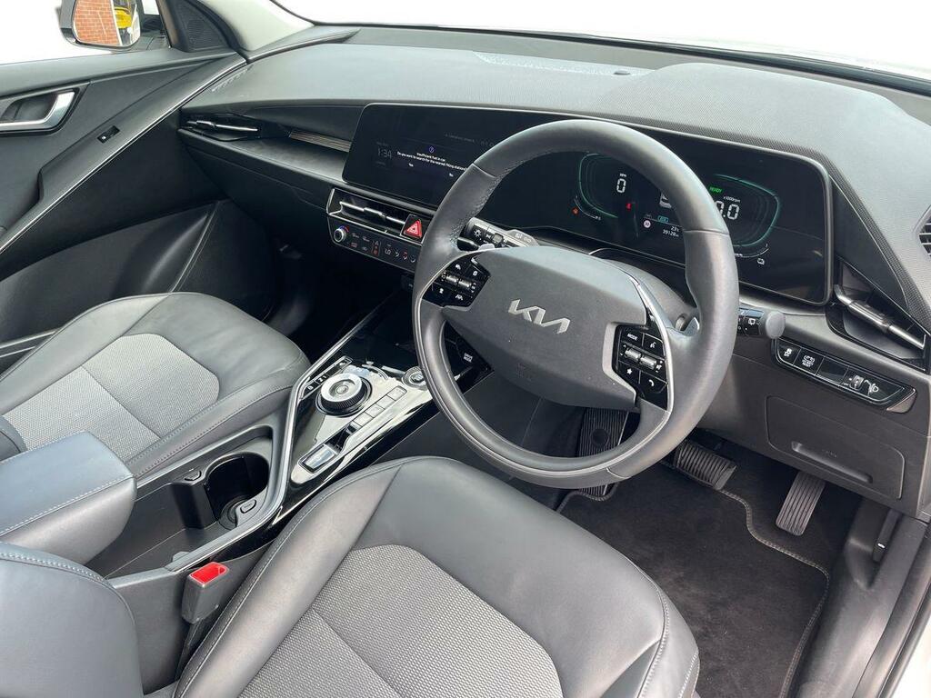 Kia Niro 1.6 Gdi 11.1Kwh Orange #6