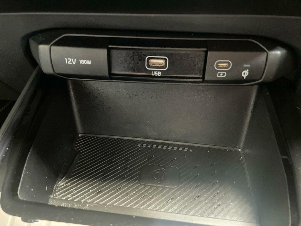 Kia Niro 1.6 Gdi 11.1Kwh Orange #37