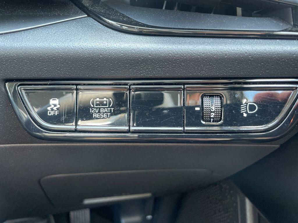 Kia Niro 1.6 Gdi 11.1Kwh Orange #28