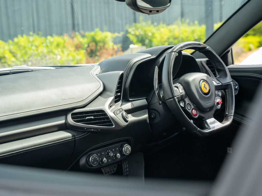 Ferrari 458 4.5L Spider Dct Huge Spec Warranty White #23