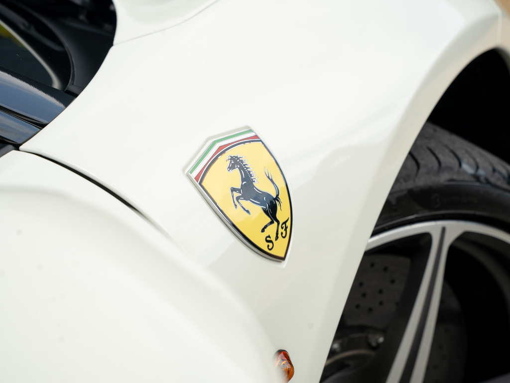 Ferrari 458 4.5L Spider Dct Huge Spec Warranty White #33