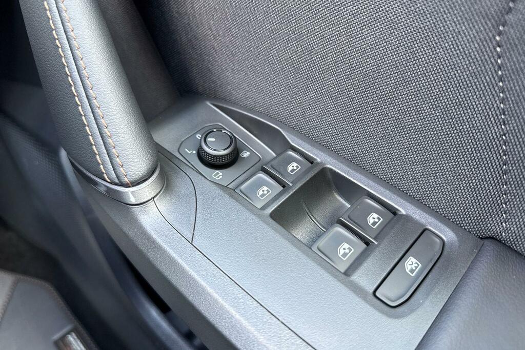 Cupra Leon 1.5 Etsi V2 Estate Hybrid Dsg Grey #30