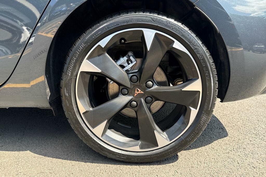 Cupra Leon 1.5 Etsi V2 Estate Hybrid Dsg Grey #5