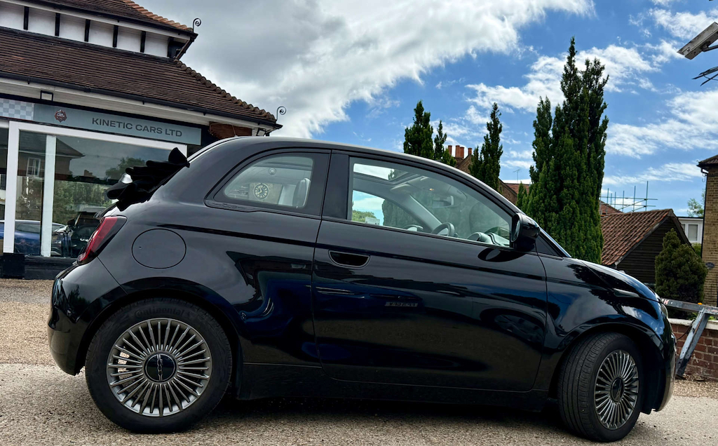 Fiat 500 Convertible GK71UVB Black #2