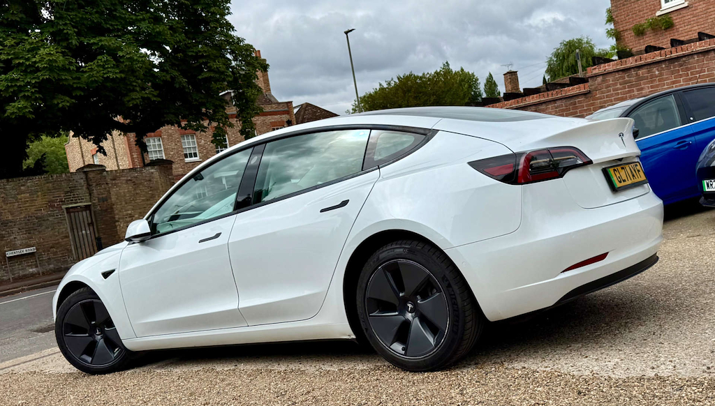 Tesla Model 3 Saloon GL71AYF White #6