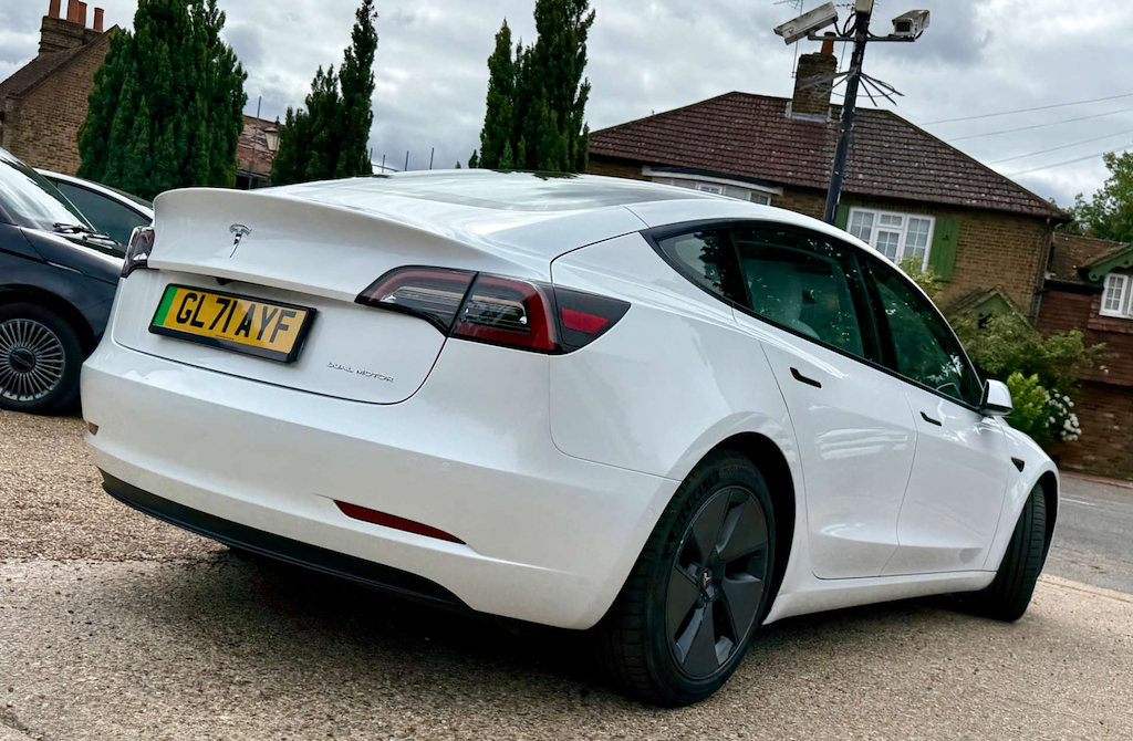 Tesla Model 3 Saloon GL71AYF White #3
