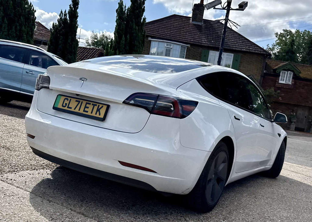 Tesla Model 3 Saloon GL71ETK White #3