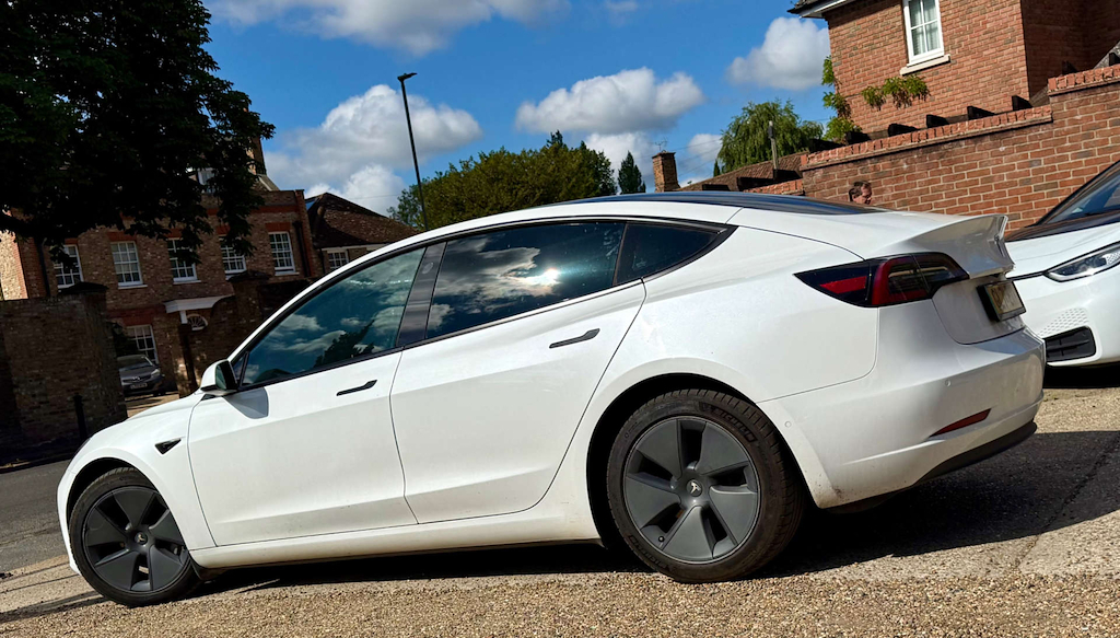 Tesla Model 3 Saloon GL71ETK White #6