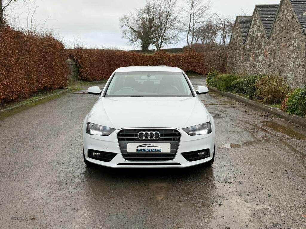 Audi A4 2.0 Tdie Se Technik VK14AVT White #2