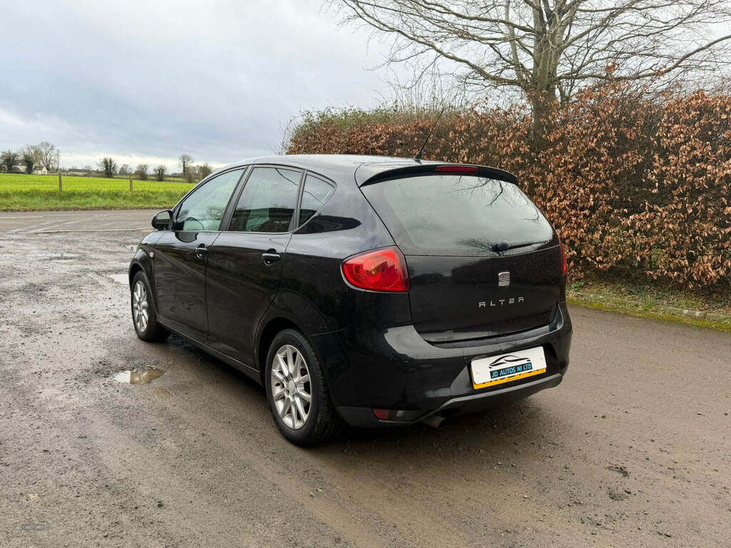 Seat Altea 1.6 Tdi Cr Se Dsg Black #4