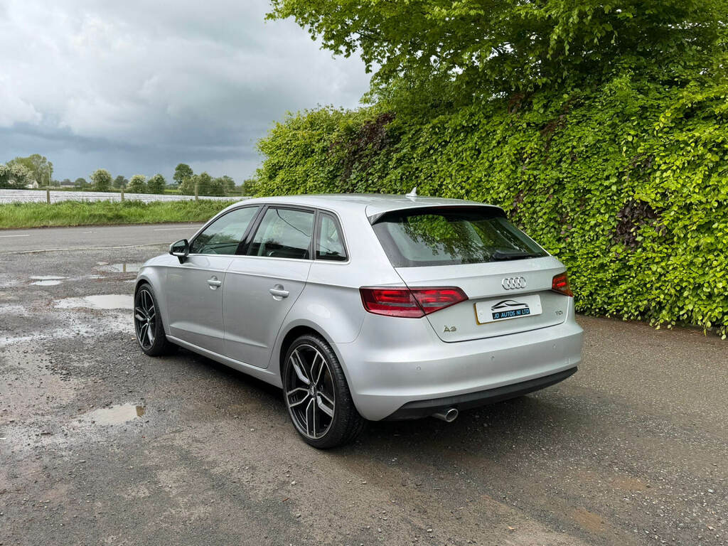 Audi A3 1.6 Tdi Sport GL14GZN Silver #6
