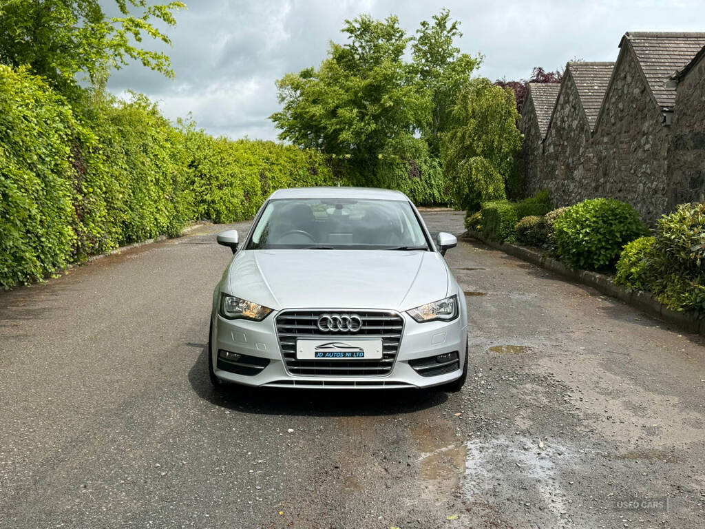 Audi A3 1.6 Tdi Sport GL14GZN Silver #2