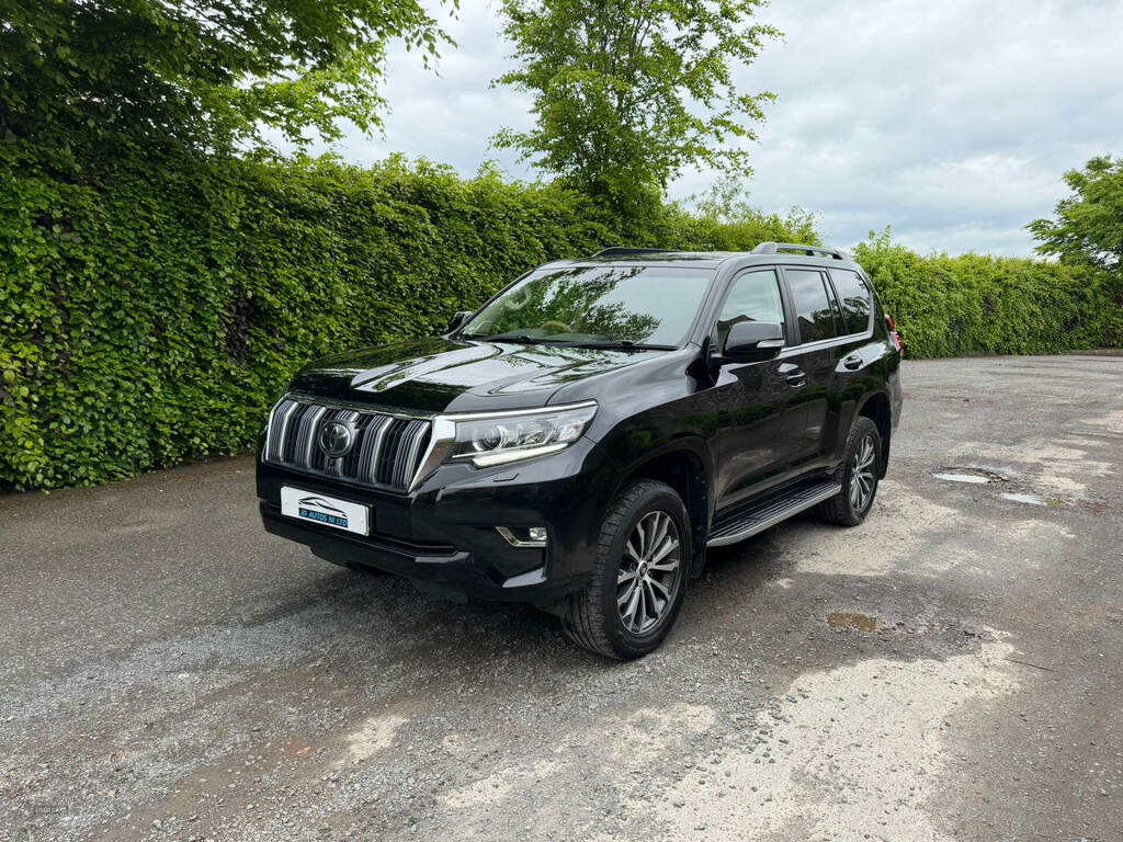 Toyota Land Cruiser 2.8 D-4d Invincible 7 Seats Black #3