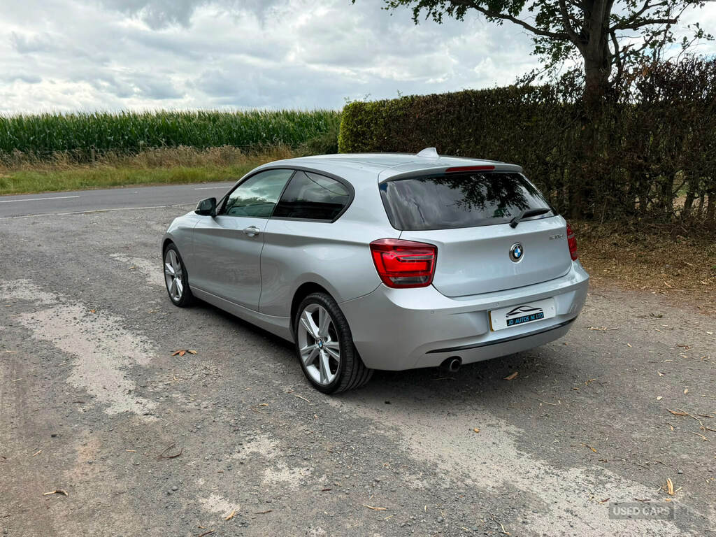 BMW 1 Series 116I Se Red #3