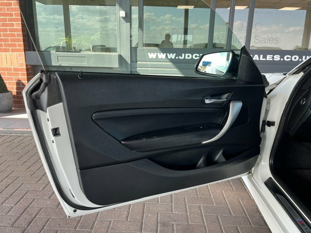 BMW 1 Series 1.6 116I Sport Euro 6 Ss Brown #27
