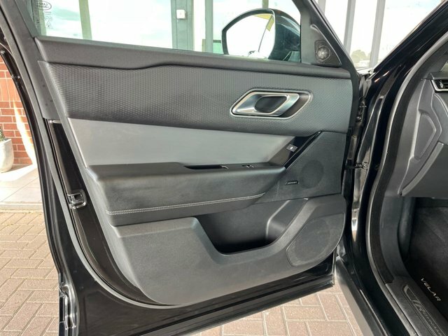 Land Rover Range Rover Velar 2.0 2.0 P250 R-dynamic S Grey #32